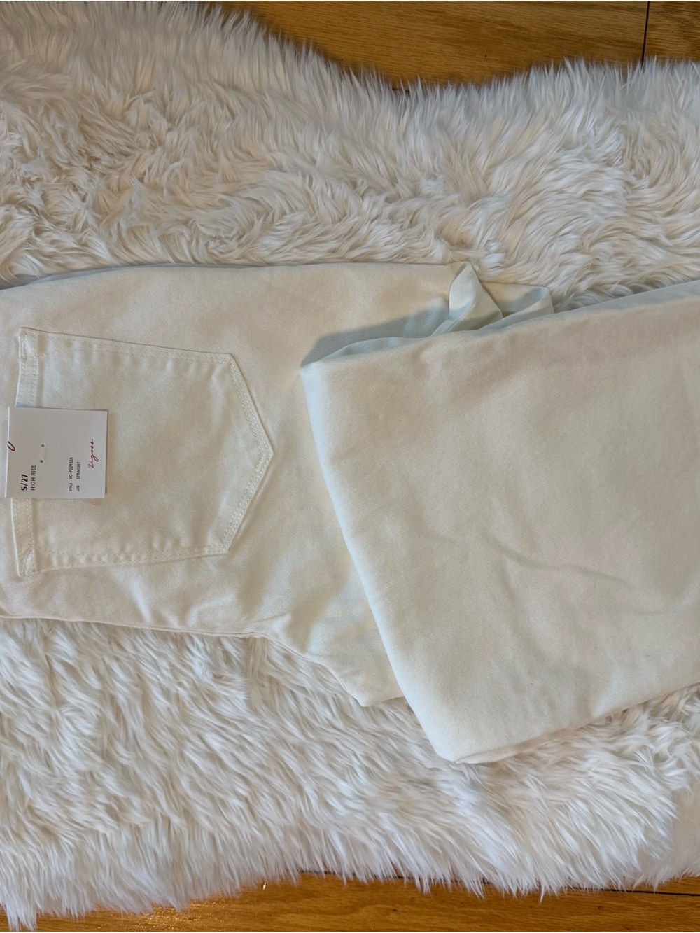 Vigoss Straight Leg Jeans in White